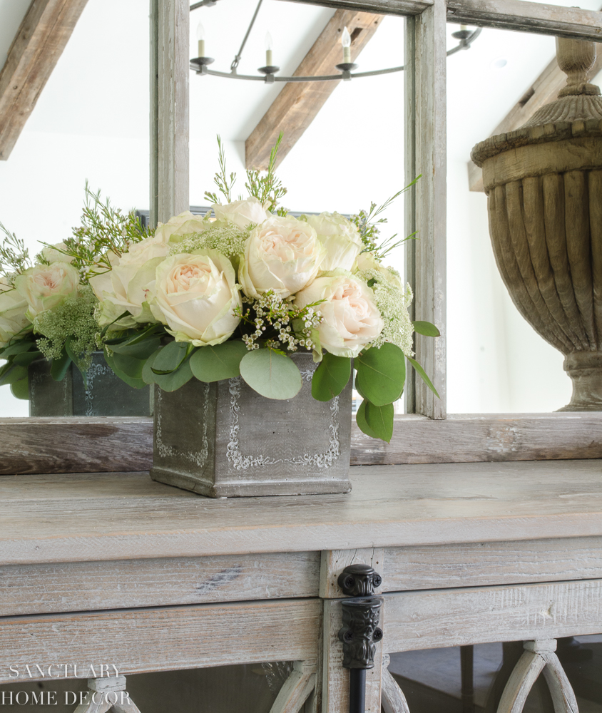 DIY WINTER FLORAL ARRANGEMENT IN A REPURPOSED TIN CAN