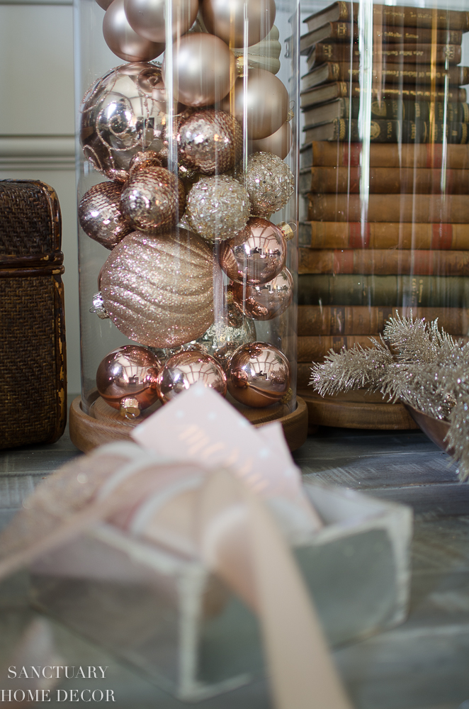 Christmas Kitchen Decorating: Silver, Gold + Greenery