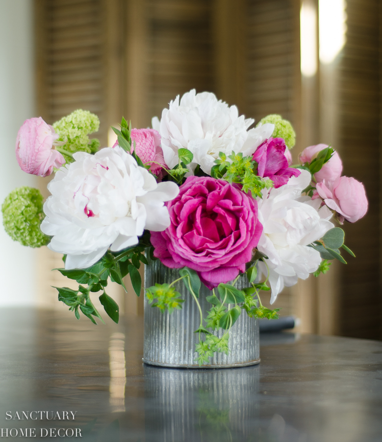 5 Flower Prep Tips - The Stemmery - How to prepare flowers for arranging