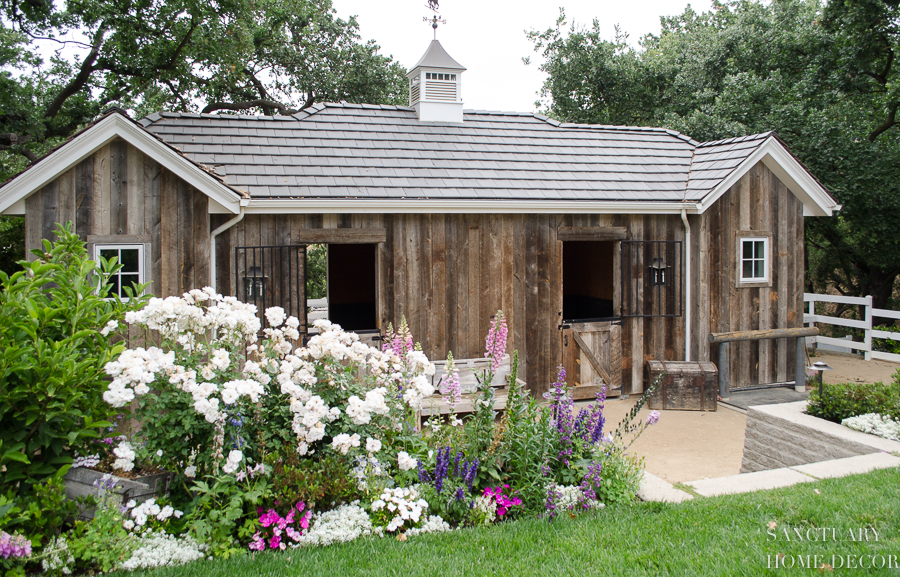 How To Create A Romantic English Garden Sanctuary Home Decor - English Equestrian Home Decorating Ideas