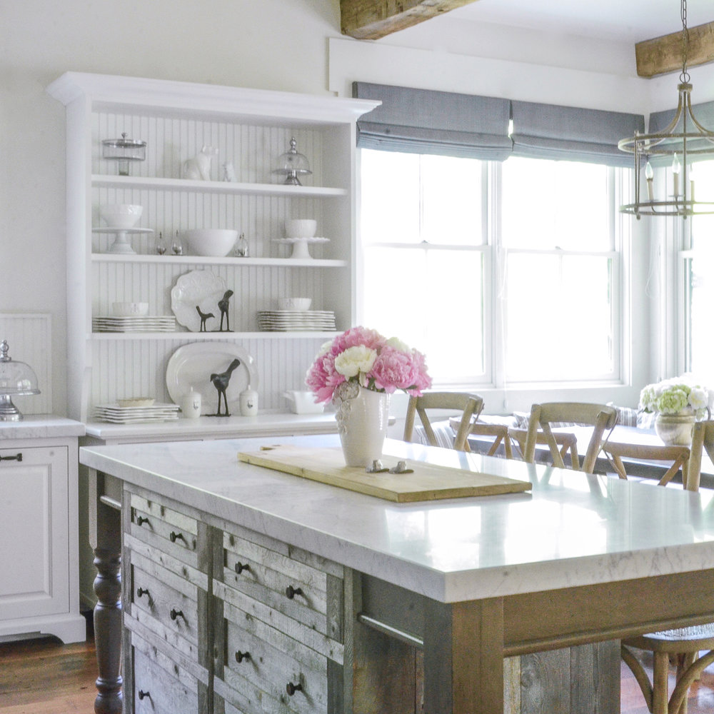 20 Gorgeous Ways to Add Reclaimed Wood to Your Kitchen