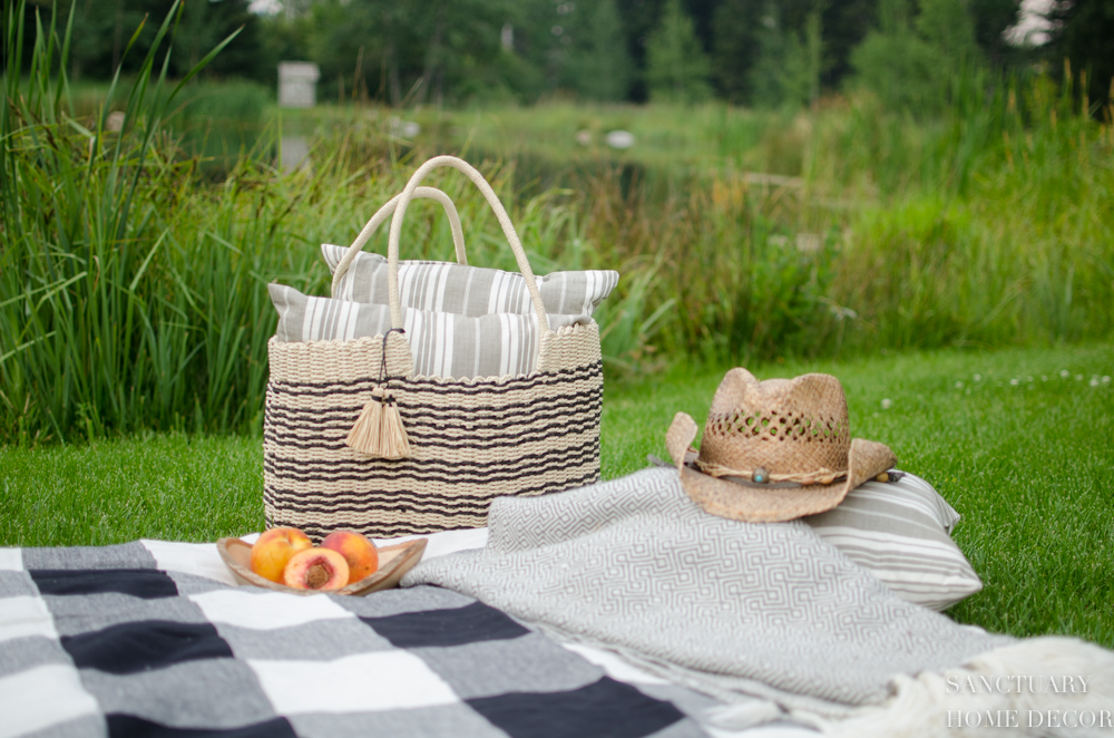 Rattan Picnic Basket – FEEL AT HOM