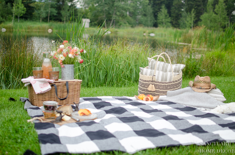 Picnic set up-outdoor food photography and styling