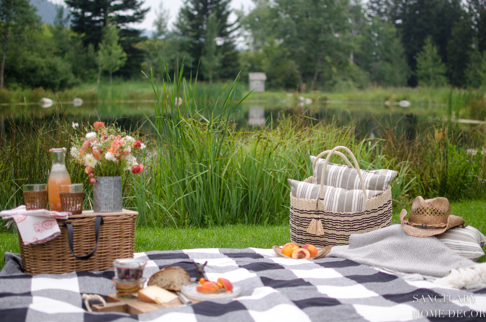  This blanket is heavy enough to use on the grass and still works as a table cover! 