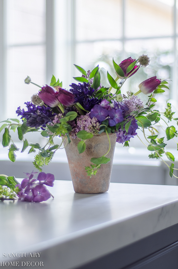 The 5 Best Flower Arranging Tips I've Ever Gotten - Sanctuary Home