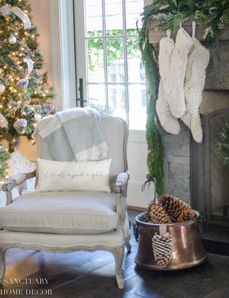 Design Ideas for Cozy, Neutral Christmas Decorating - Sanctuary Home Decor