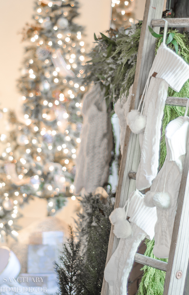 knit stockings-mantle decor