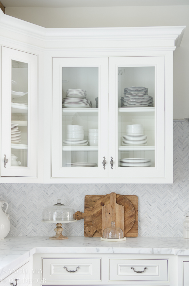 White Kitchen Cabinets With Glass