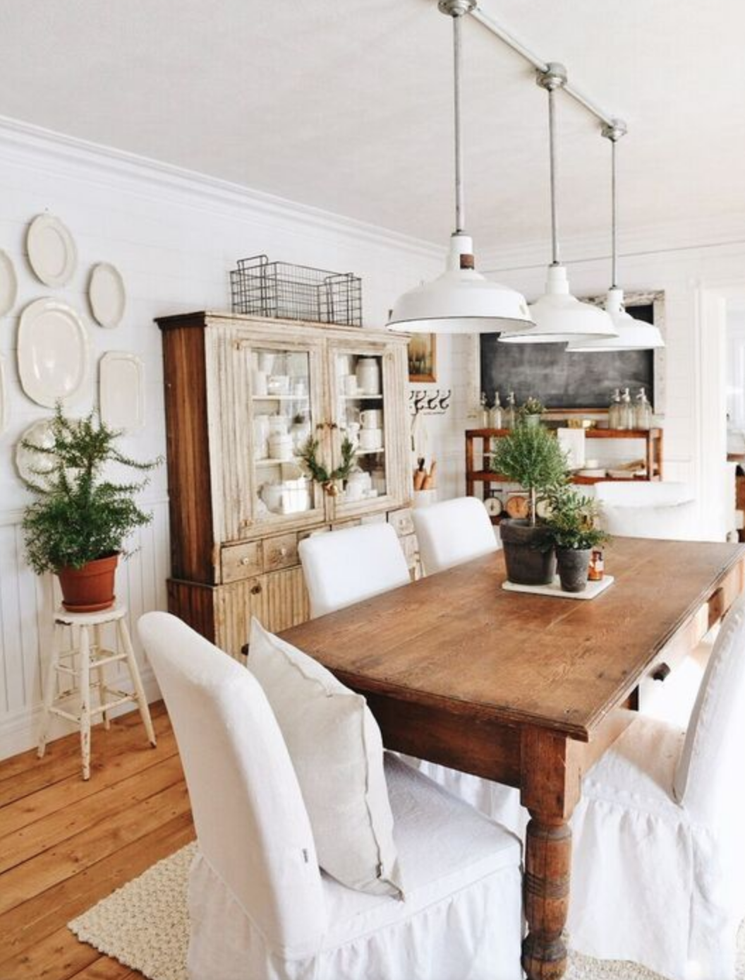 The 15 Most Beautiful Dining Rooms on Pinterest - Sanctuary Home Decor