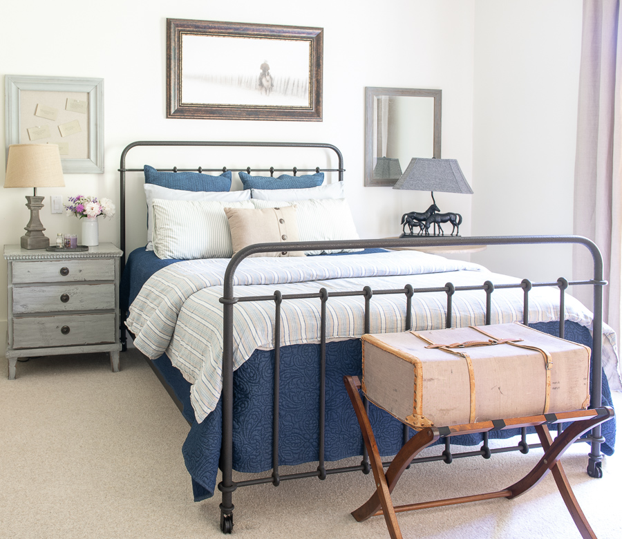 What to Put in a Guest Room, Guest Room Essentials