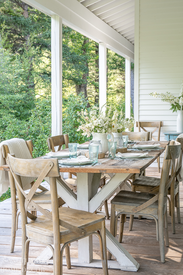 summer table setting on porch