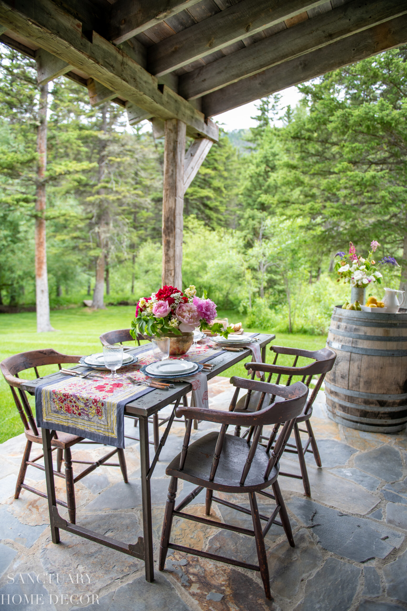 Tips For Setting A Quick, Beautiful Outdoor Table Sanctuary Home Decor