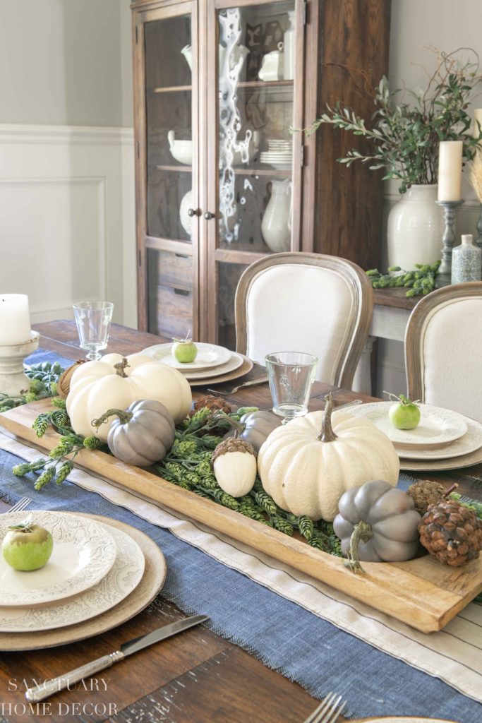 Green and White Fall Decor in the Kitchen and Dining Room