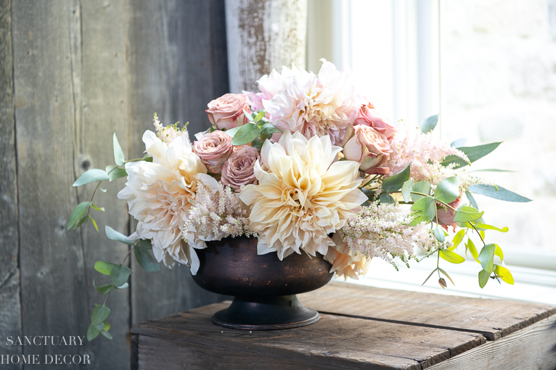 Cafe au lait dailias-fall flower arrangement