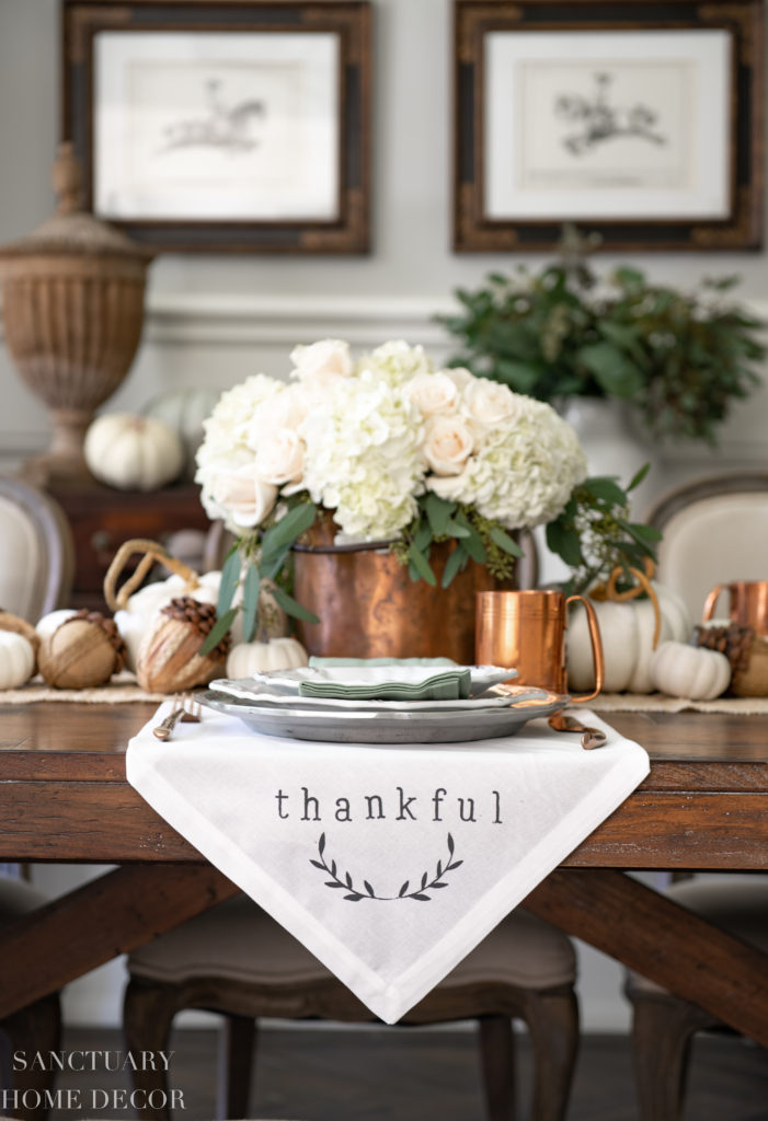 How to Stencil a Thanksgiving Napkin