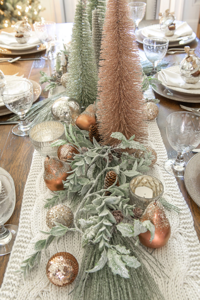 Vintage Christmas Table Setting - Sanctuary Home Decor