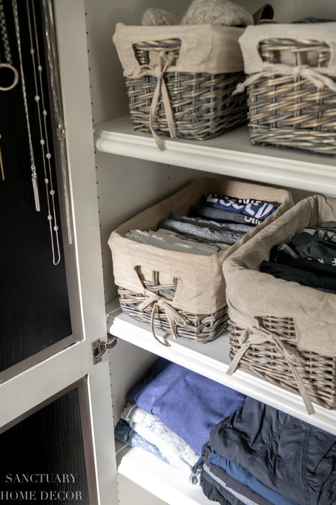 bathroom closet organization - clean & easy!