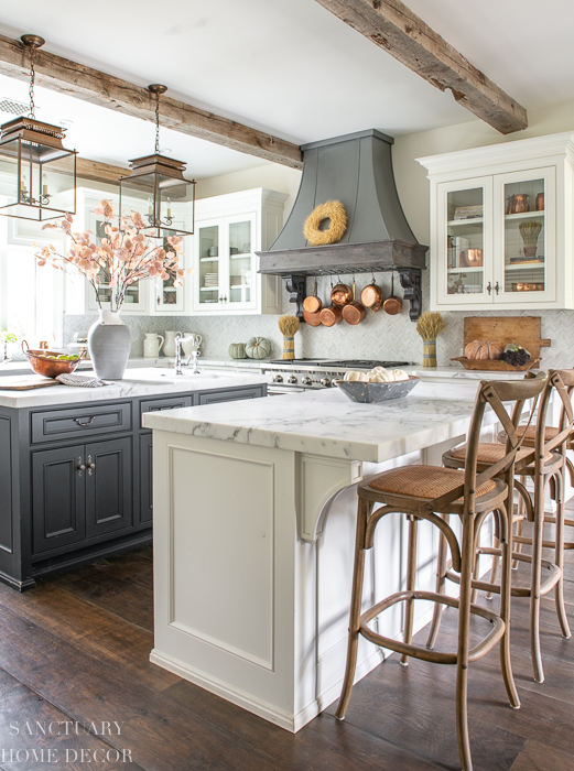 Farmhouse Kitchen Fall Decorating Ideas - Sanctuary Home Decor