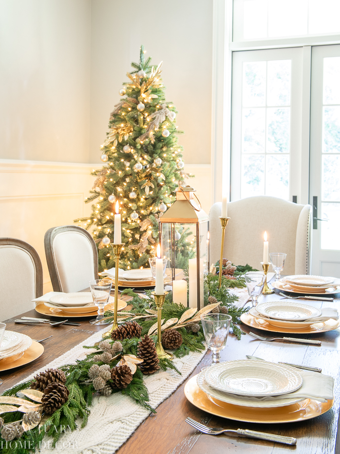 Christmas dining hotsell table decor ideas