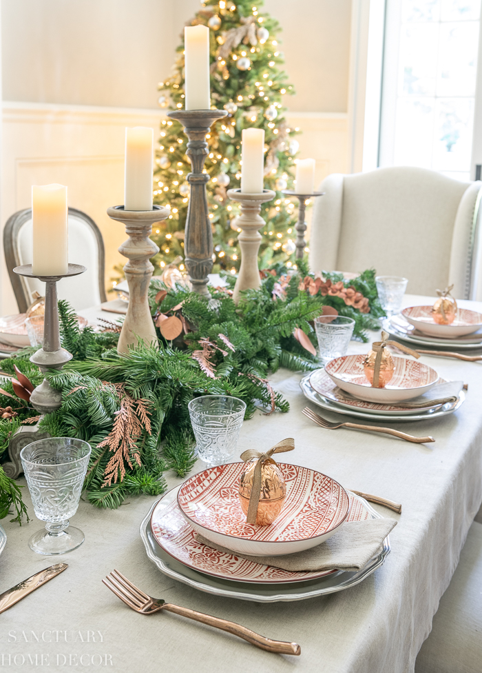 beautiful christmas table settings