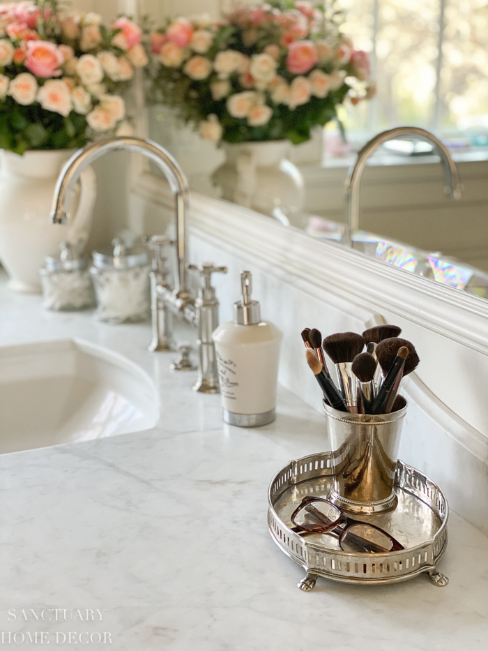 Organize in 30 Minutes or Less: Bathroom Drawers 