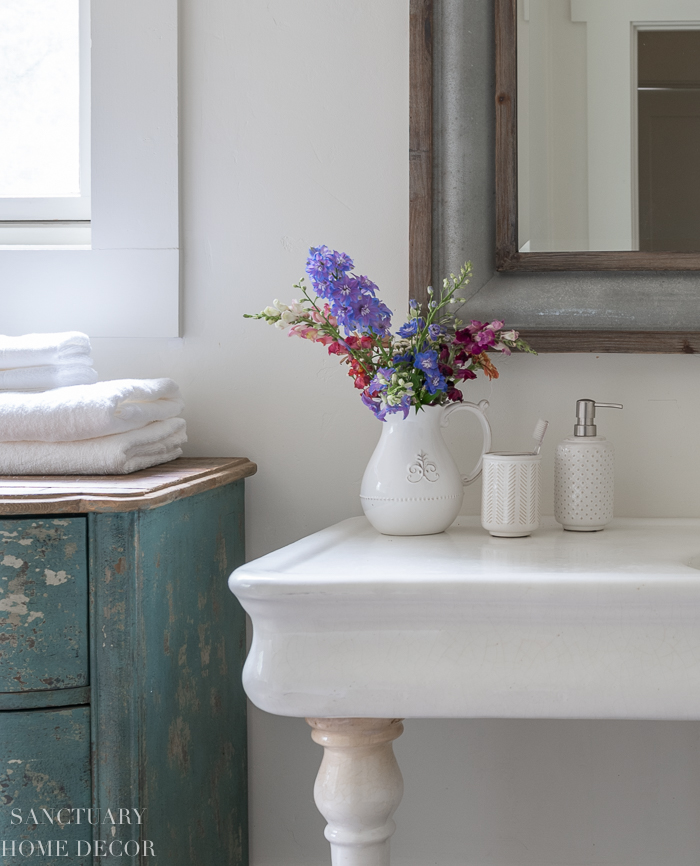 How to Create A Spa Style Guest Bathroom - Sanctuary Home Decor