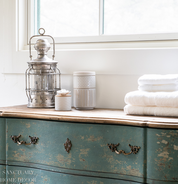 Essentials For Sprucing Up Your Guest Bathroom — LIVEN DESIGN