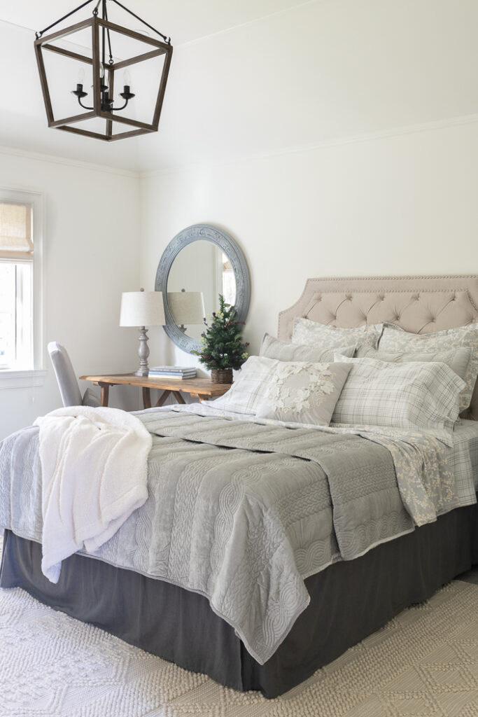 Guest Room Bedding: Tips for Creating a Beautiful, Cozy Bed For