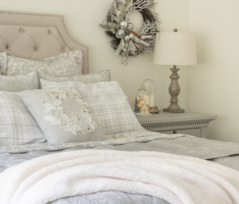 How to Prepare a Guest Bedroom For The Holidays