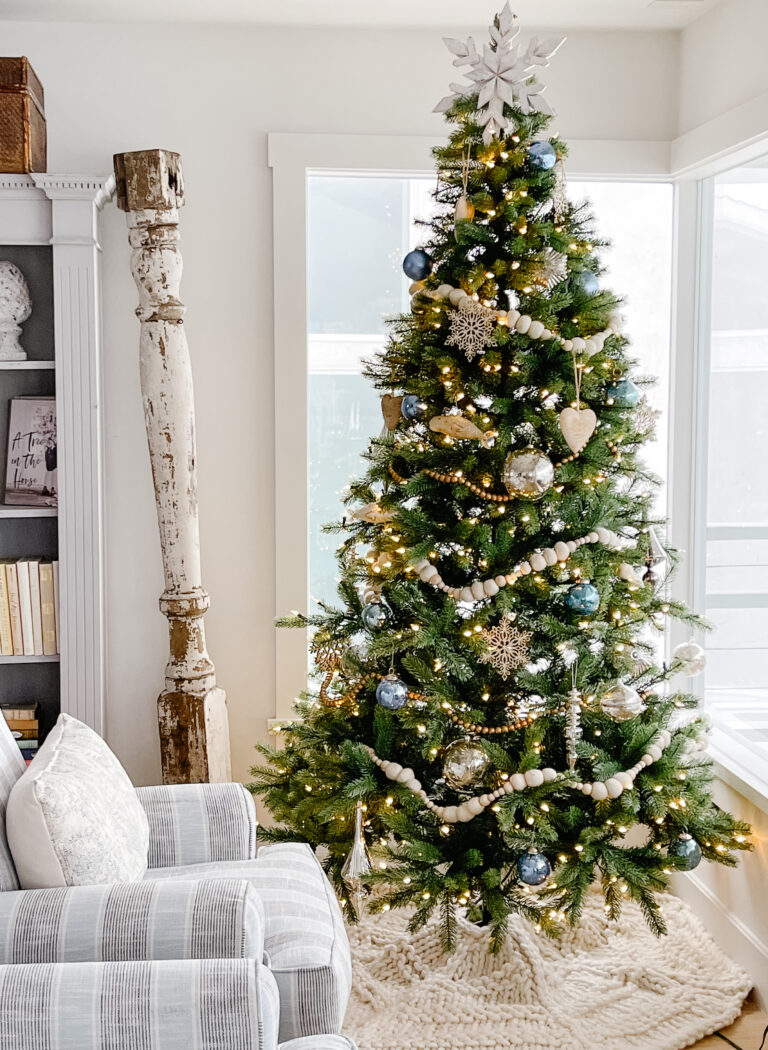 How to Make A Small Space Cozy For Christmas - Sanctuary Home Decor