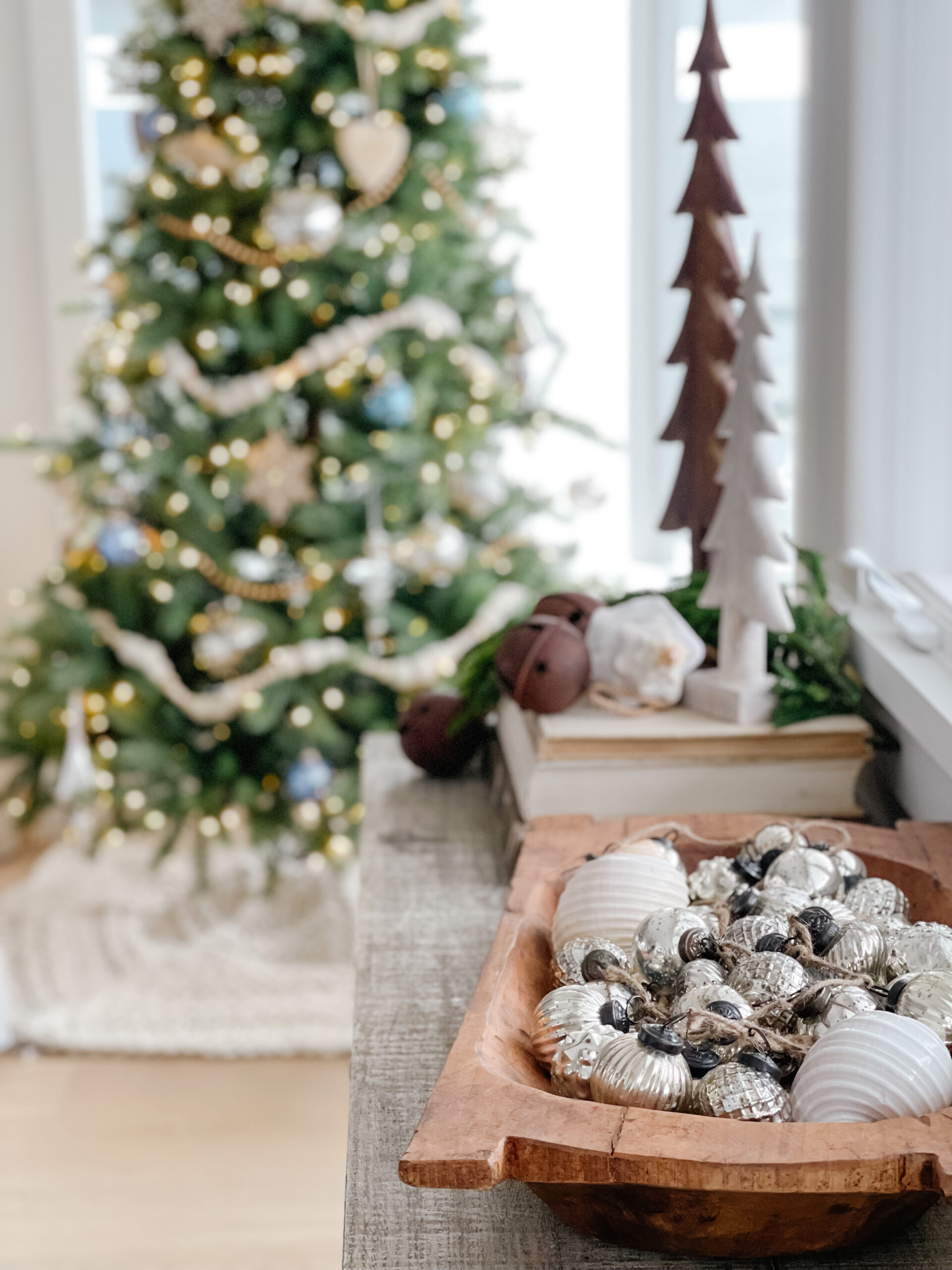 How to Make A Small Space Cozy For Christmas - Sanctuary Home Decor